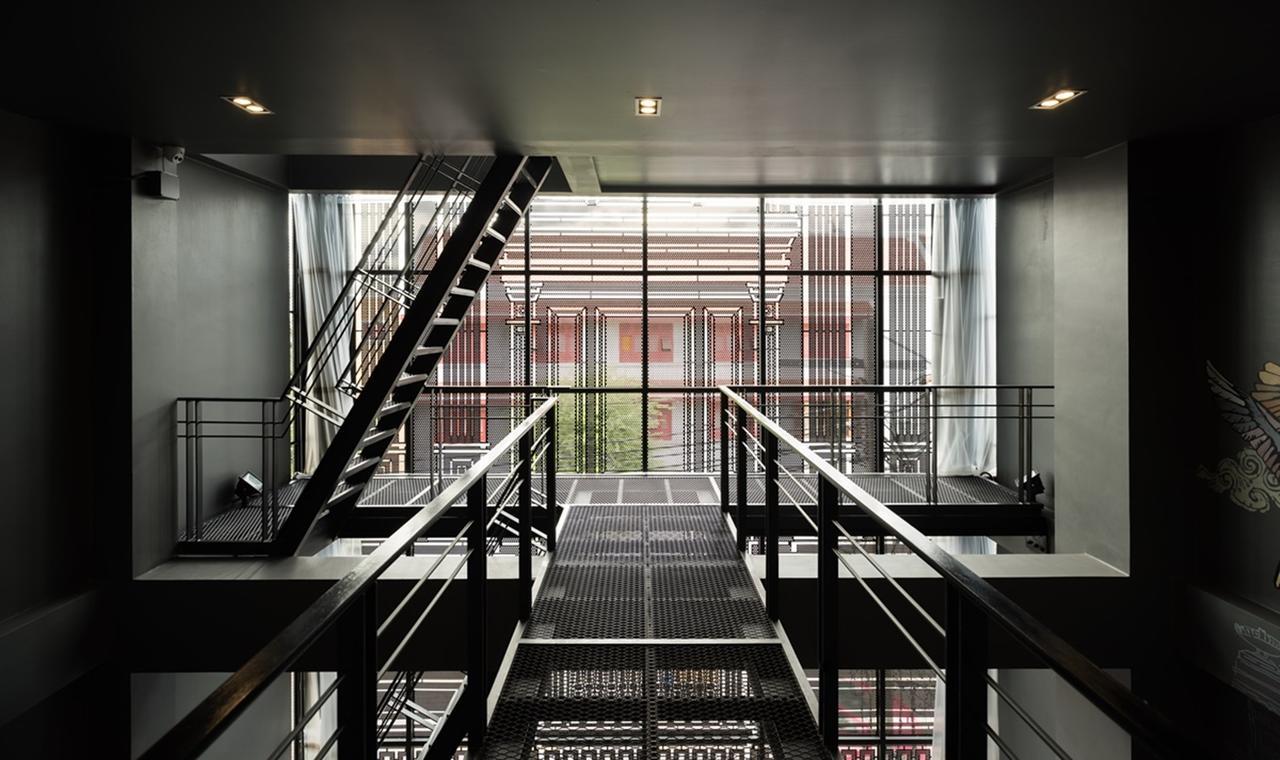 Hostal Issara By D *