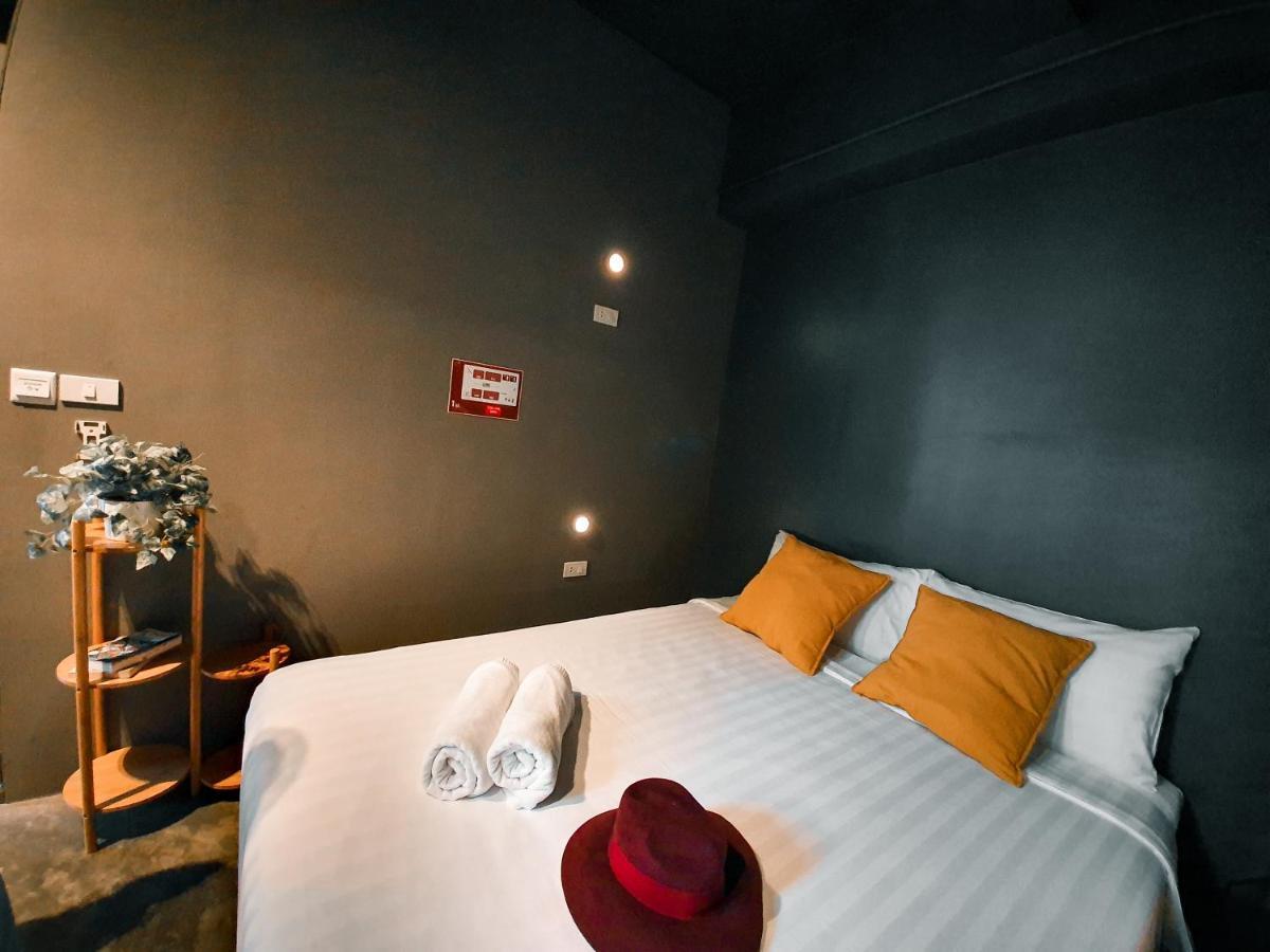 Issara By D Hostal