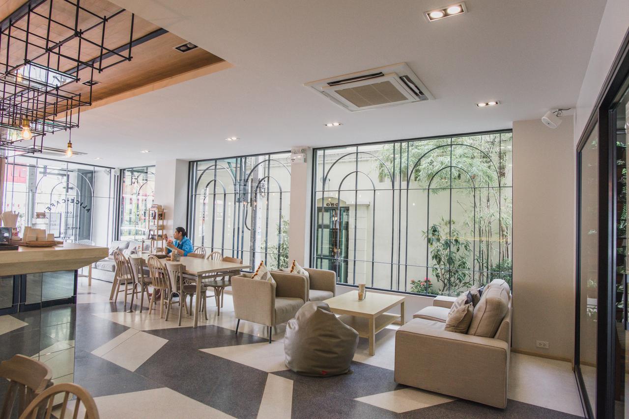Issara By D Hostal Bangkok